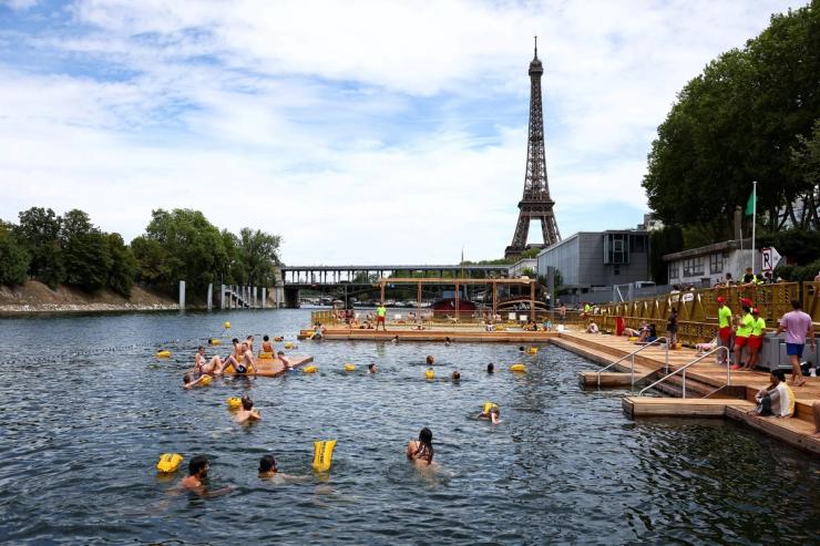 People swimming in the Seine