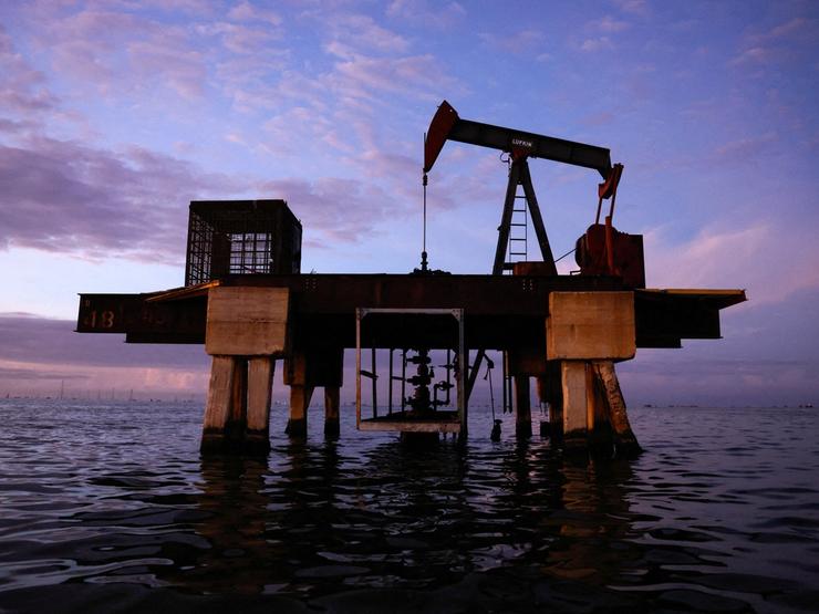 A Venezuelan oil pumpjack