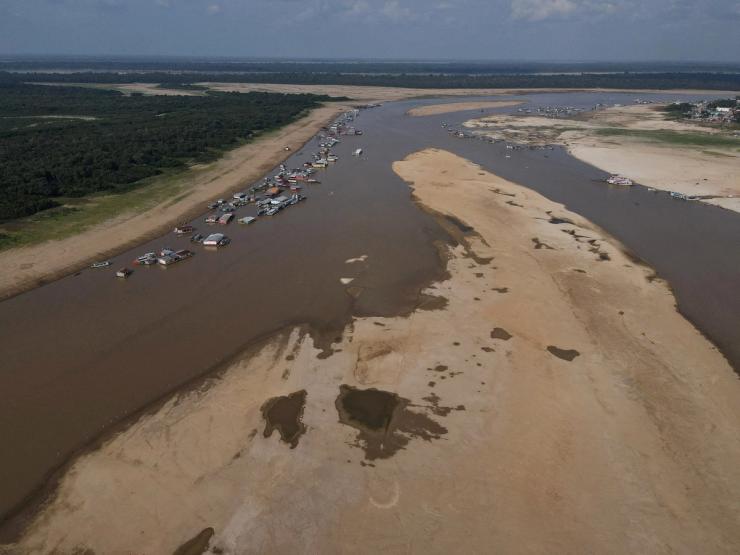 The Tefe lake in Brazil suffering severe drought.