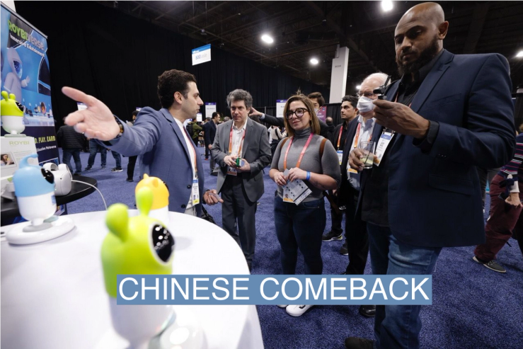 A CES exhibitor talks to the media.