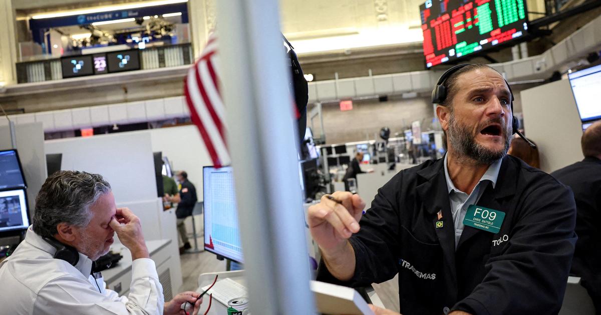 Oil spikes, stocks fall on Iran and AI fears