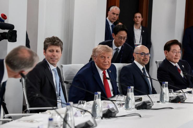 US President Donald Trump, OpenAI CEO Sam Altman, Google DeepMind CEO Demis Hassabis and South Korea’s President Lee Jae Myung at a G7 meeting