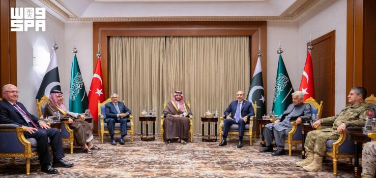 Officials from Turkey, Pakistan, Saudi Arabia at a Mecca Defense Pact meeting on October 5, 2026.