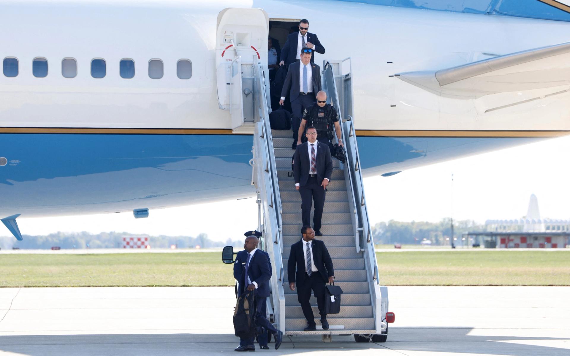 U.S. Secret Service members.