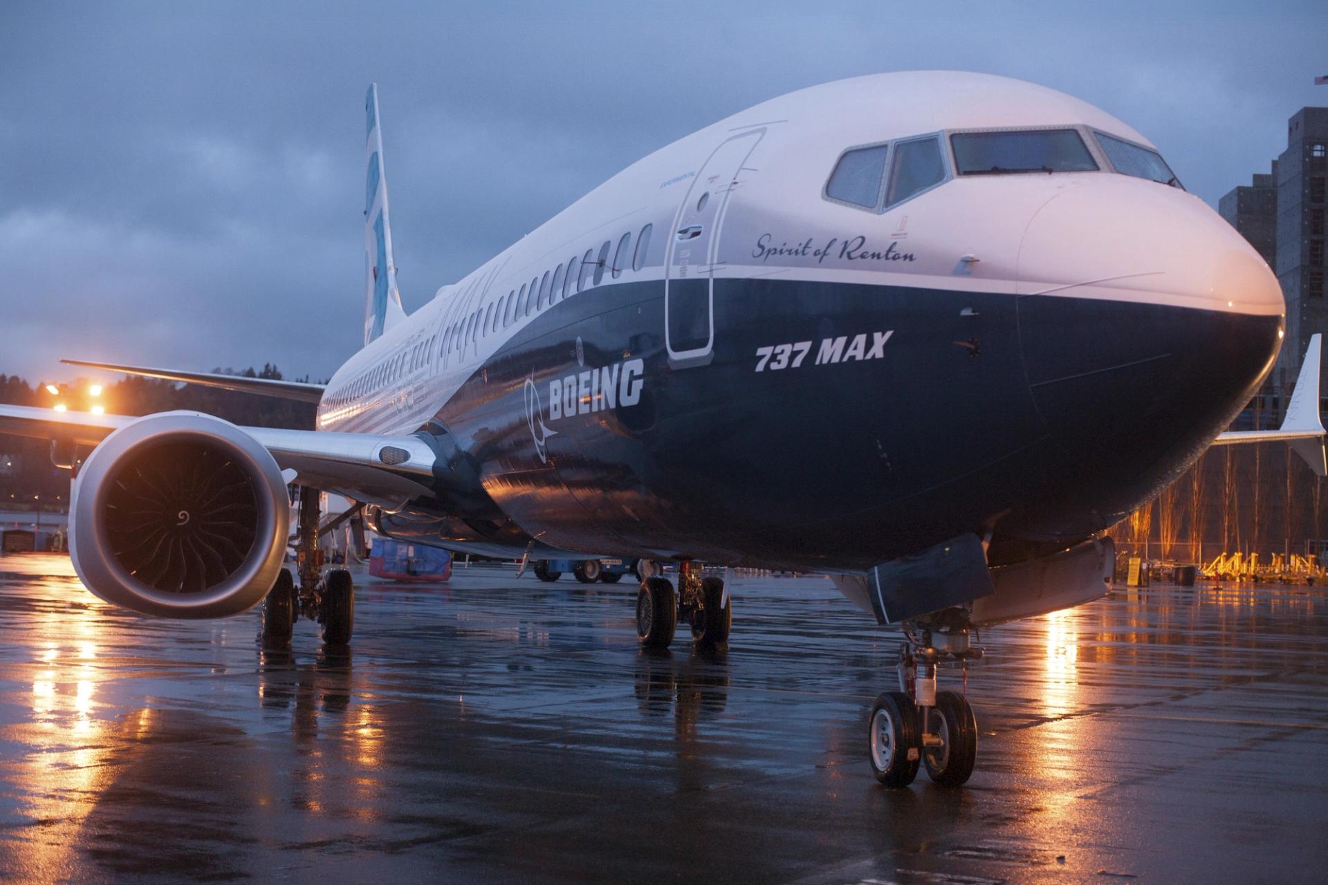 Boeing 737 MAX 