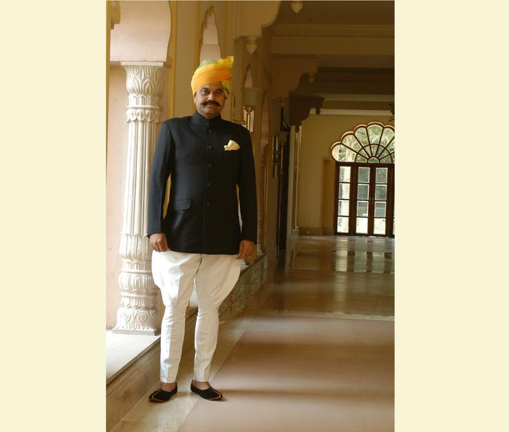 Man wearing Jodhpuri suit in Jodhpur.