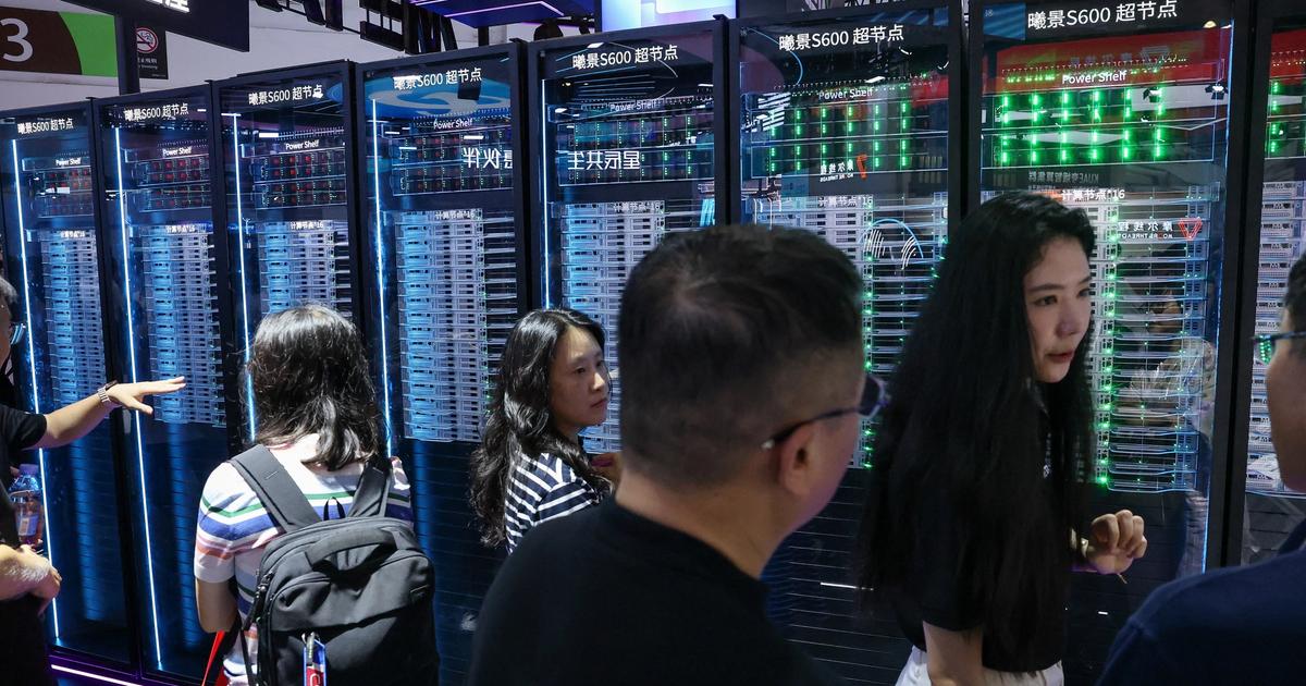 Open-weight AI models are catching up to the frontier, analysis finds