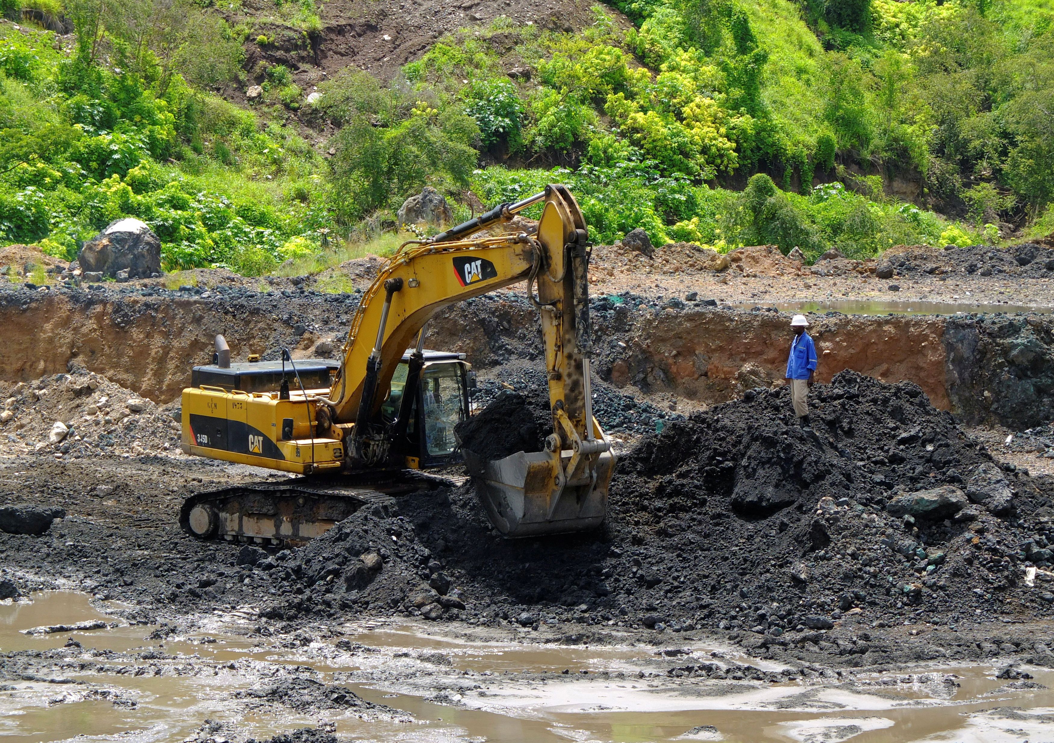 An excavator is used at the bottom of Congolese state mining company Gecamines’ Kamfundwa.