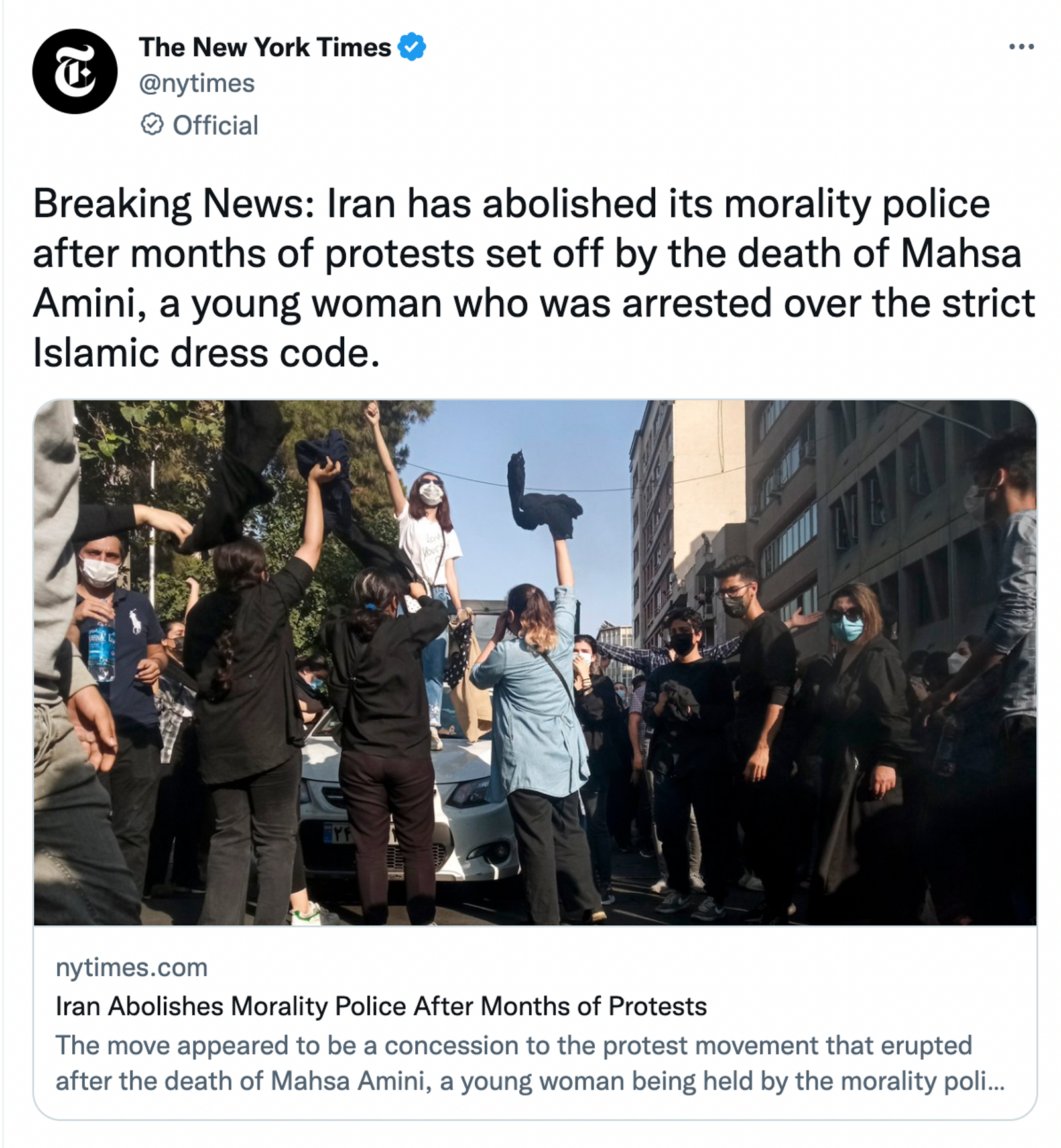Screenshot of New York Times tweet saying Iran has abolished its morality police