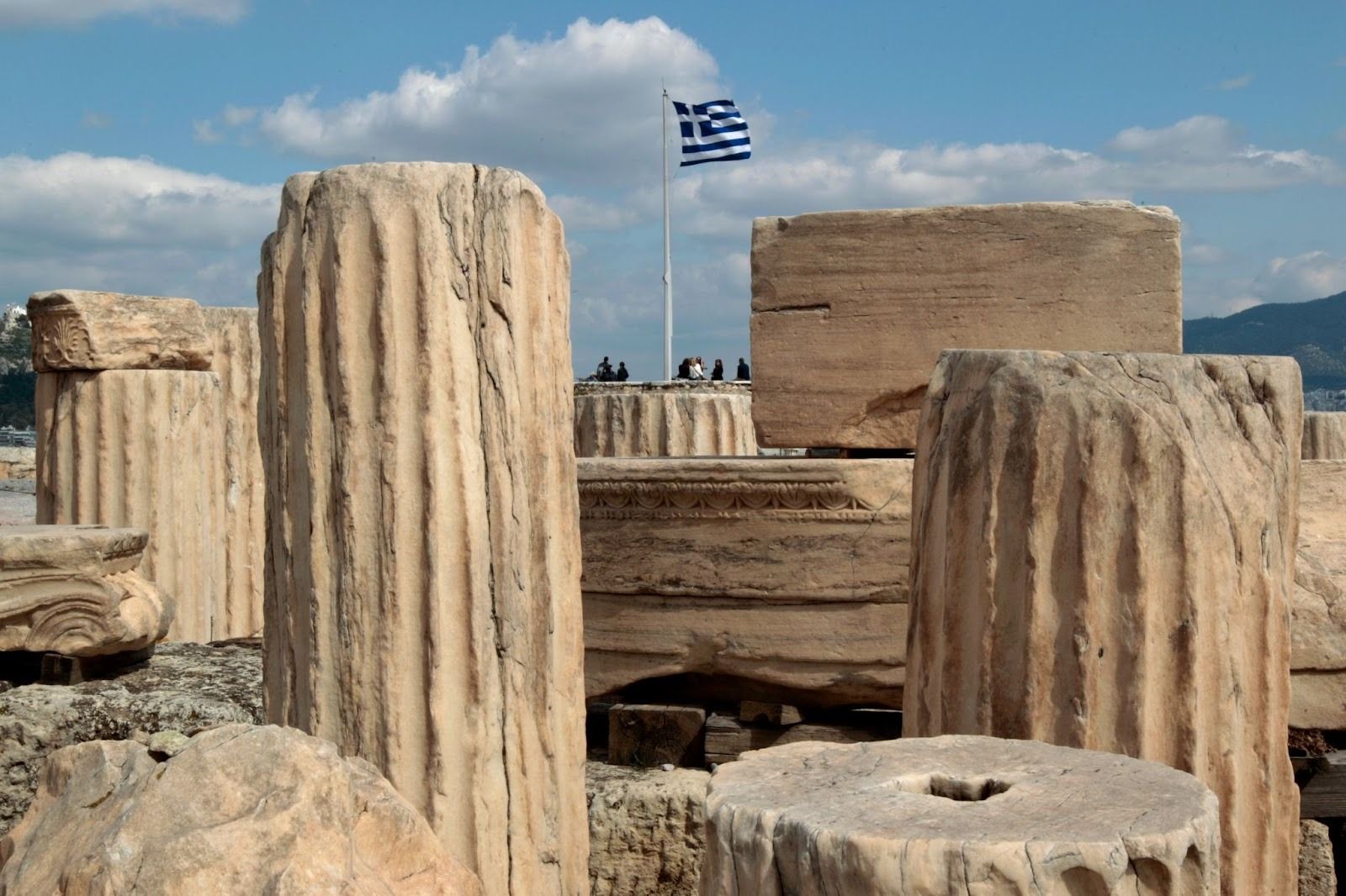 430,000-year-old wooden tool found in Greece