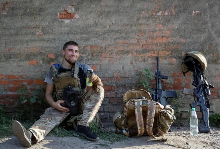 A Ukrainian National Guardsman
