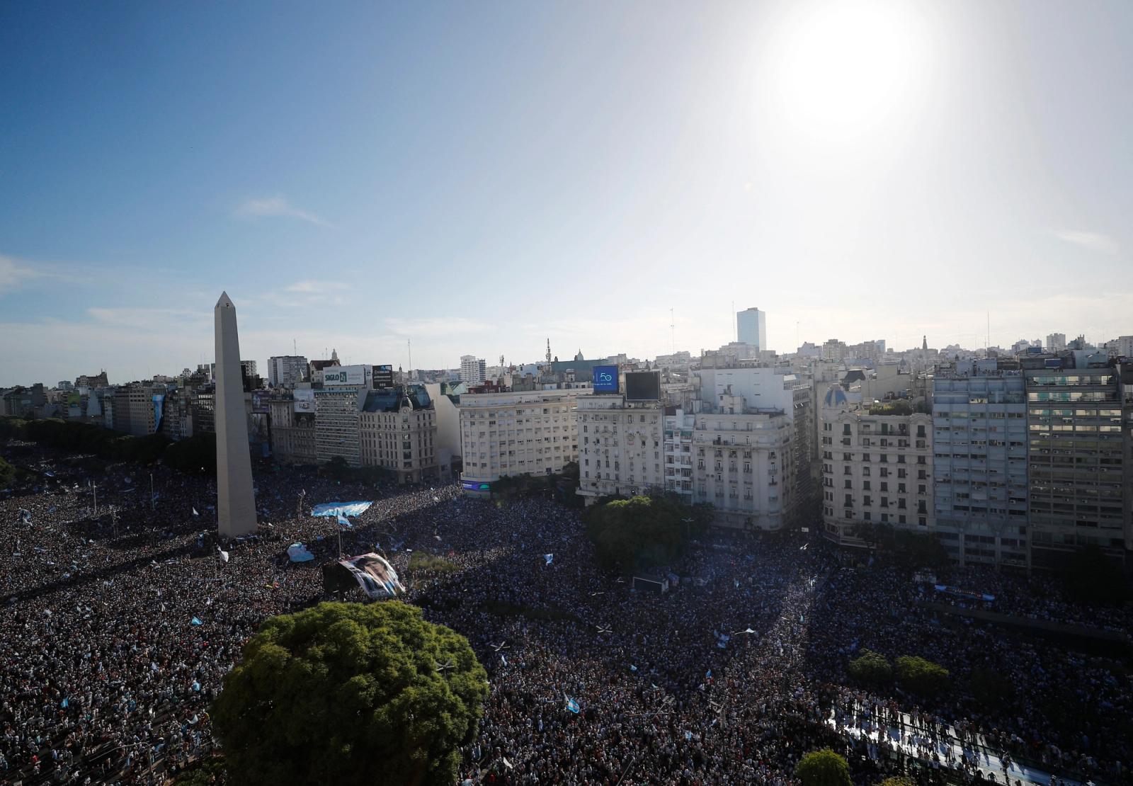 Argentina fans celebrate winning the World Cup by the Obelisco