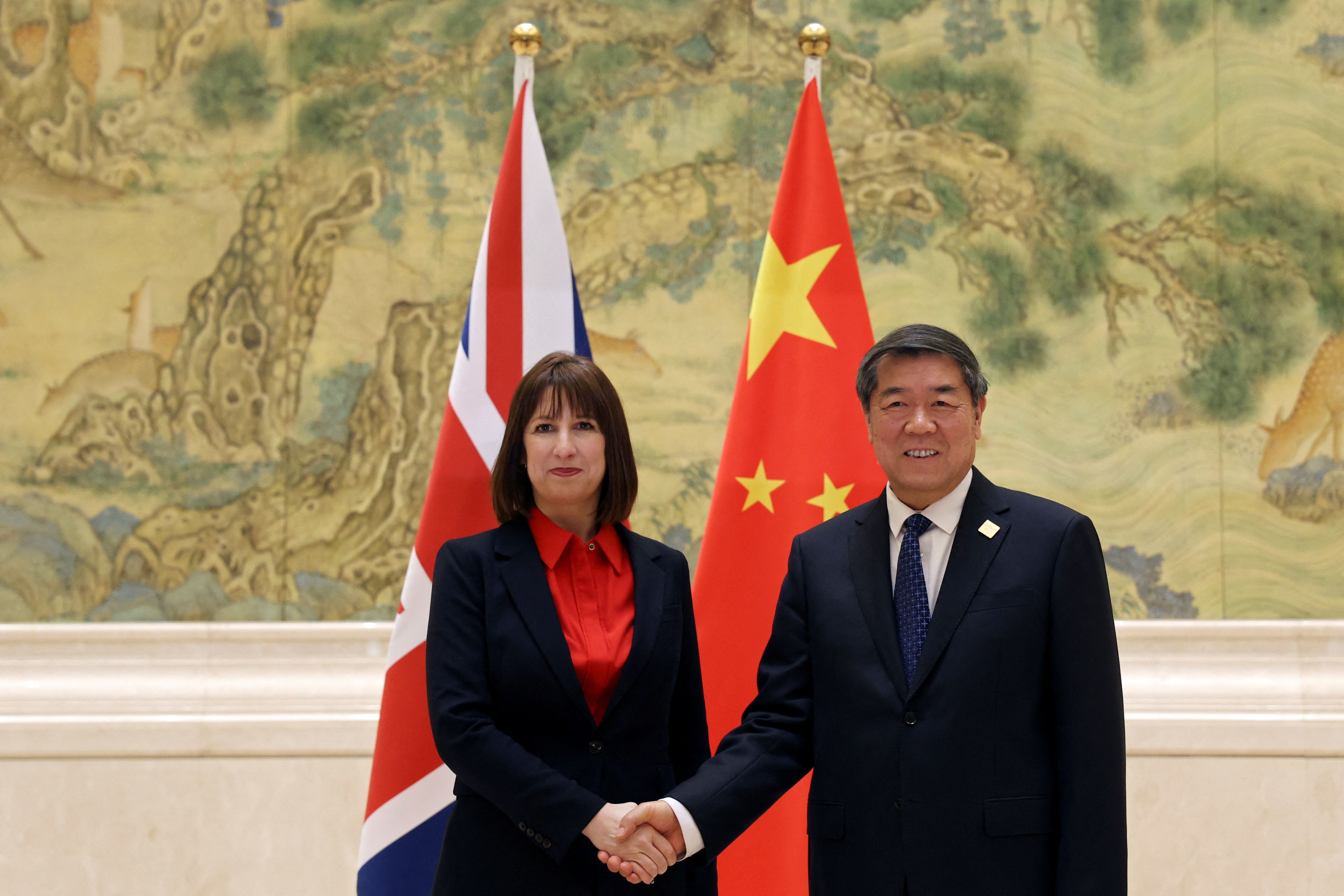 Chinese Vice Premier He Lifeng and Britain’s Chancellor of the Exchequer Rachel Reeves.