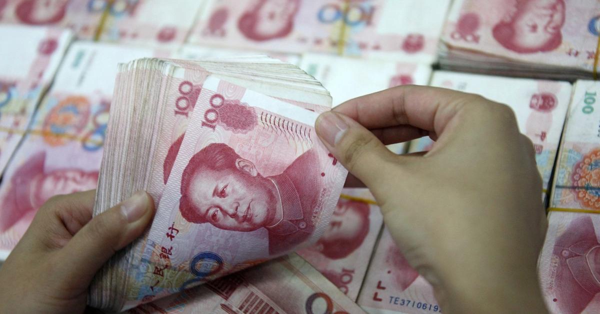 China currency debate bursts into the open