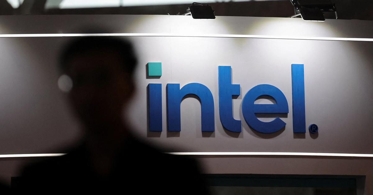 Intel shares jump 20% on data center plans