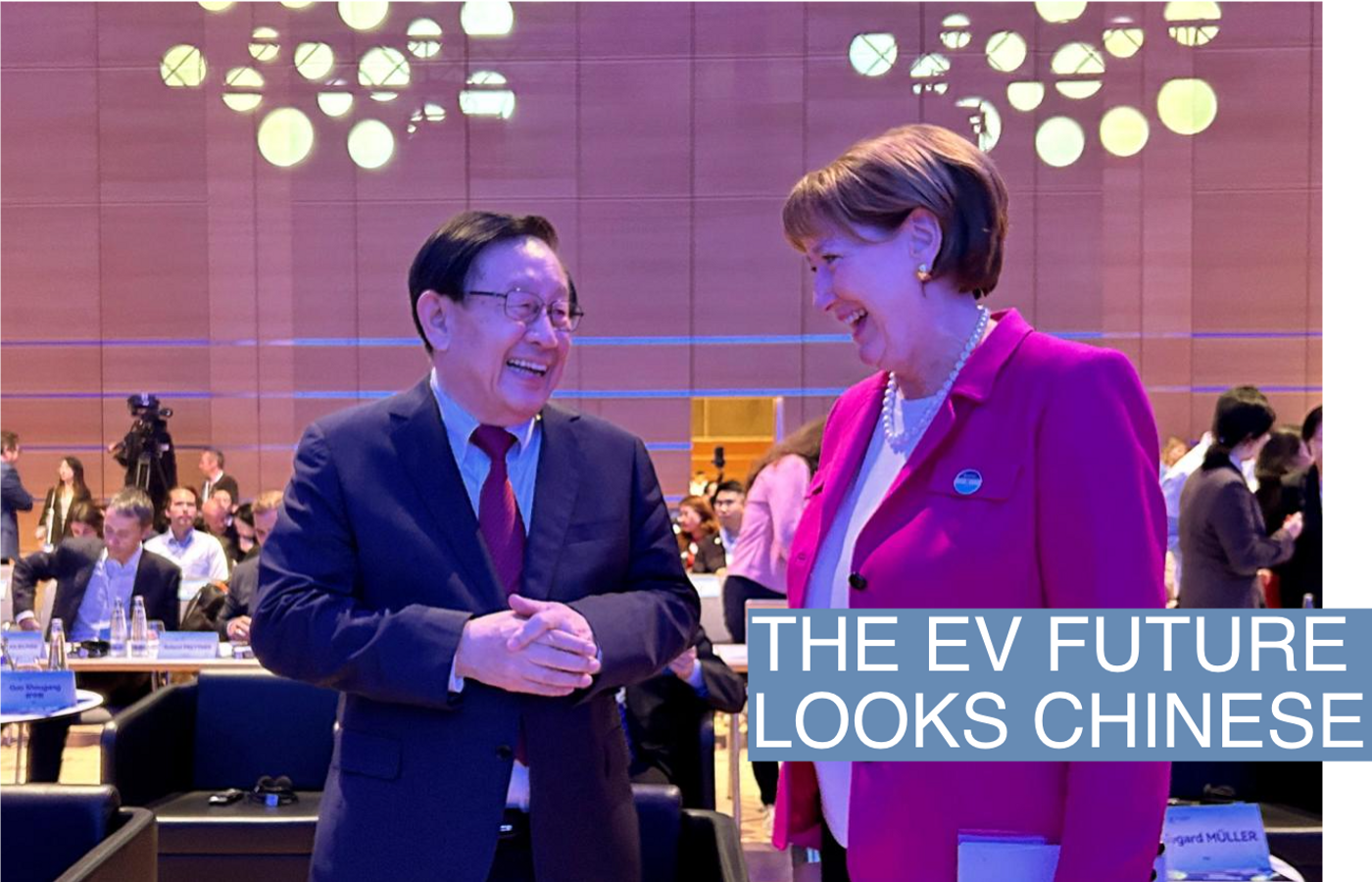 China's former science minister Wan Gang talks with President of the German Association of the Automotive Industry (VDA) Hildegard Mueller at the World New Energy Vehicle Congress during the 2023 Munich Auto Show IAA Mobility in Munich, Germany September 6, 2023. REUTERS/Zoey Zhang
