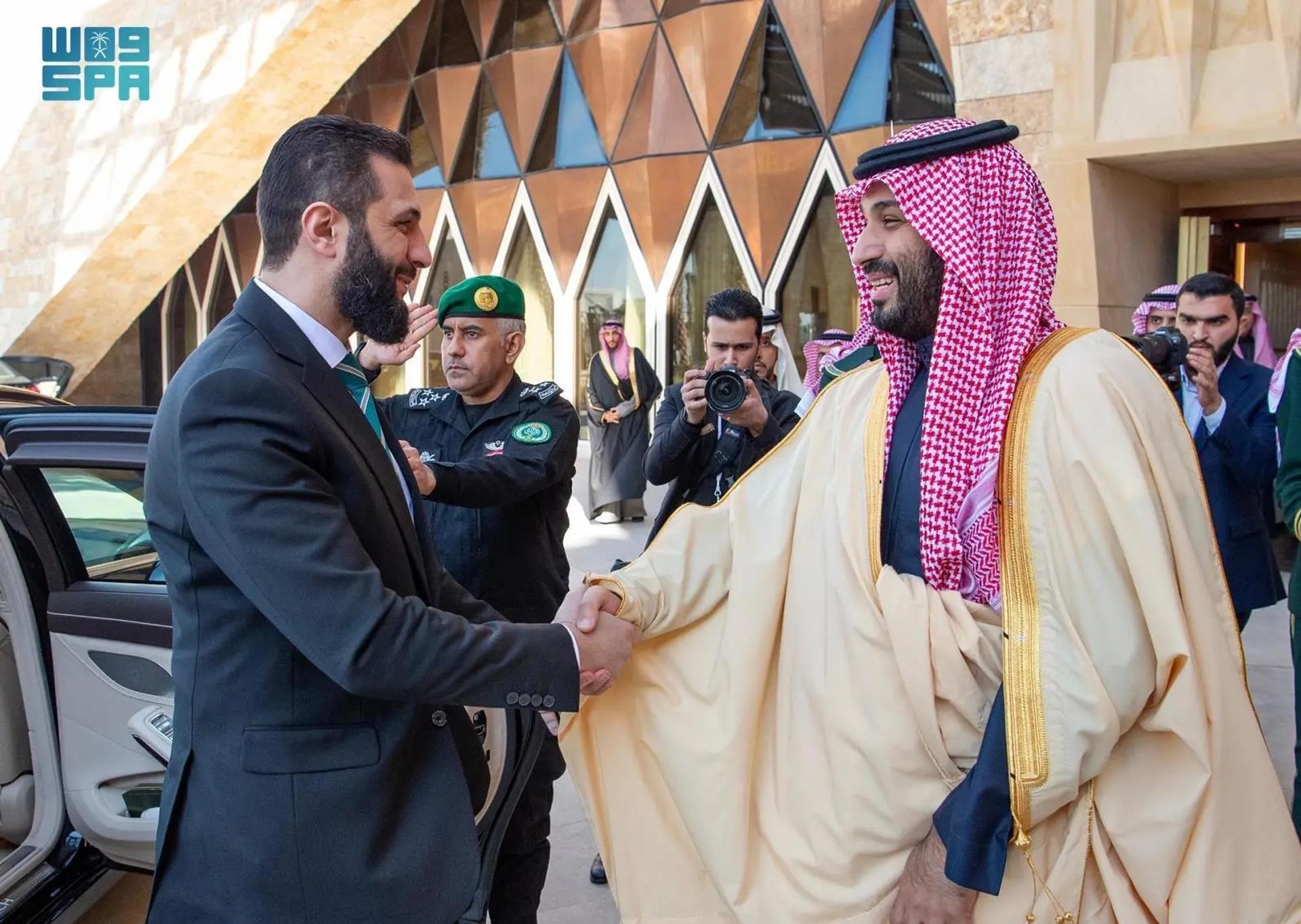 Saudi Crown Prince Mohammed bin Salman and Syrian president in February 2025. 