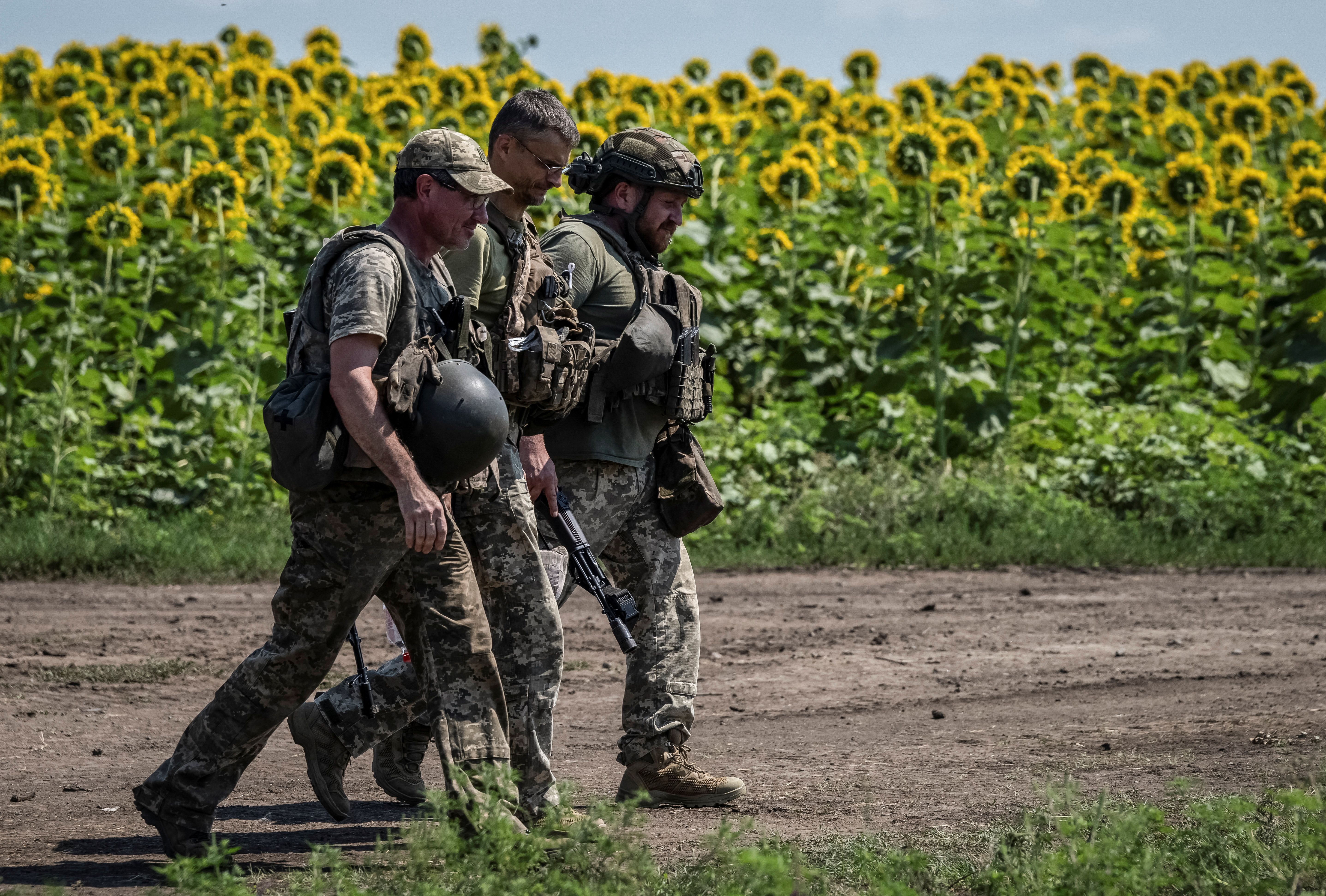 Sappers of 128th separate territorial defence brigade of the Armed Forces of Ukraine take part in a training, amid Russia’s attack on Ukraine, in Donetsk region, Ukraine August 2, 2023. 