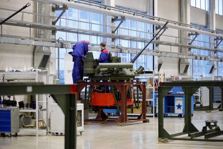 Employees work at the Shcheglovsky Val machine building plant.