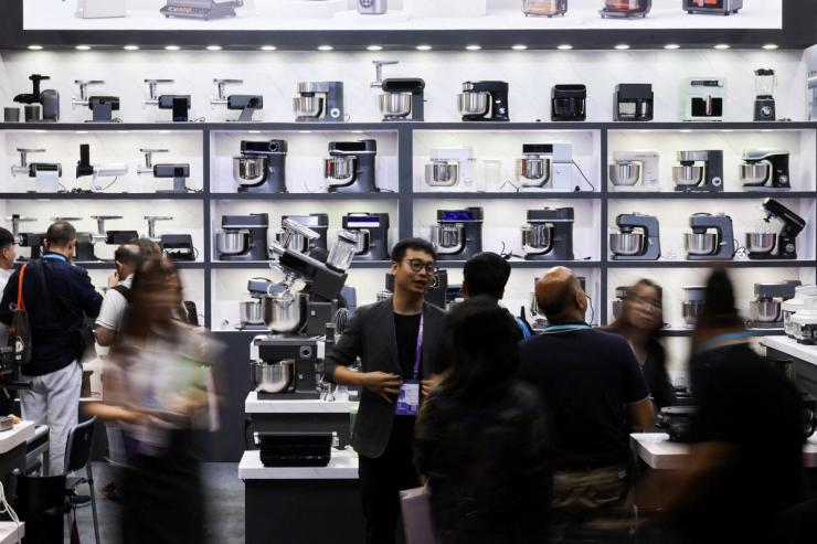 People at the China Import and Export Fair.