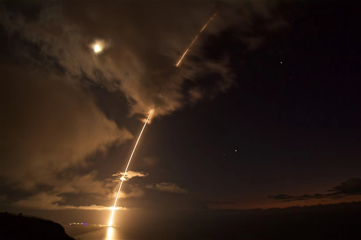 A medium-range ballistic missile target is launched from the Pacific Missile Range Facility, Kauai, Hawaii, Aug. 29, 2017.