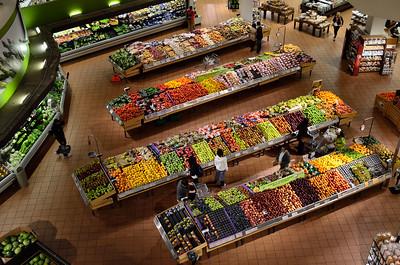 Grocery store in North America