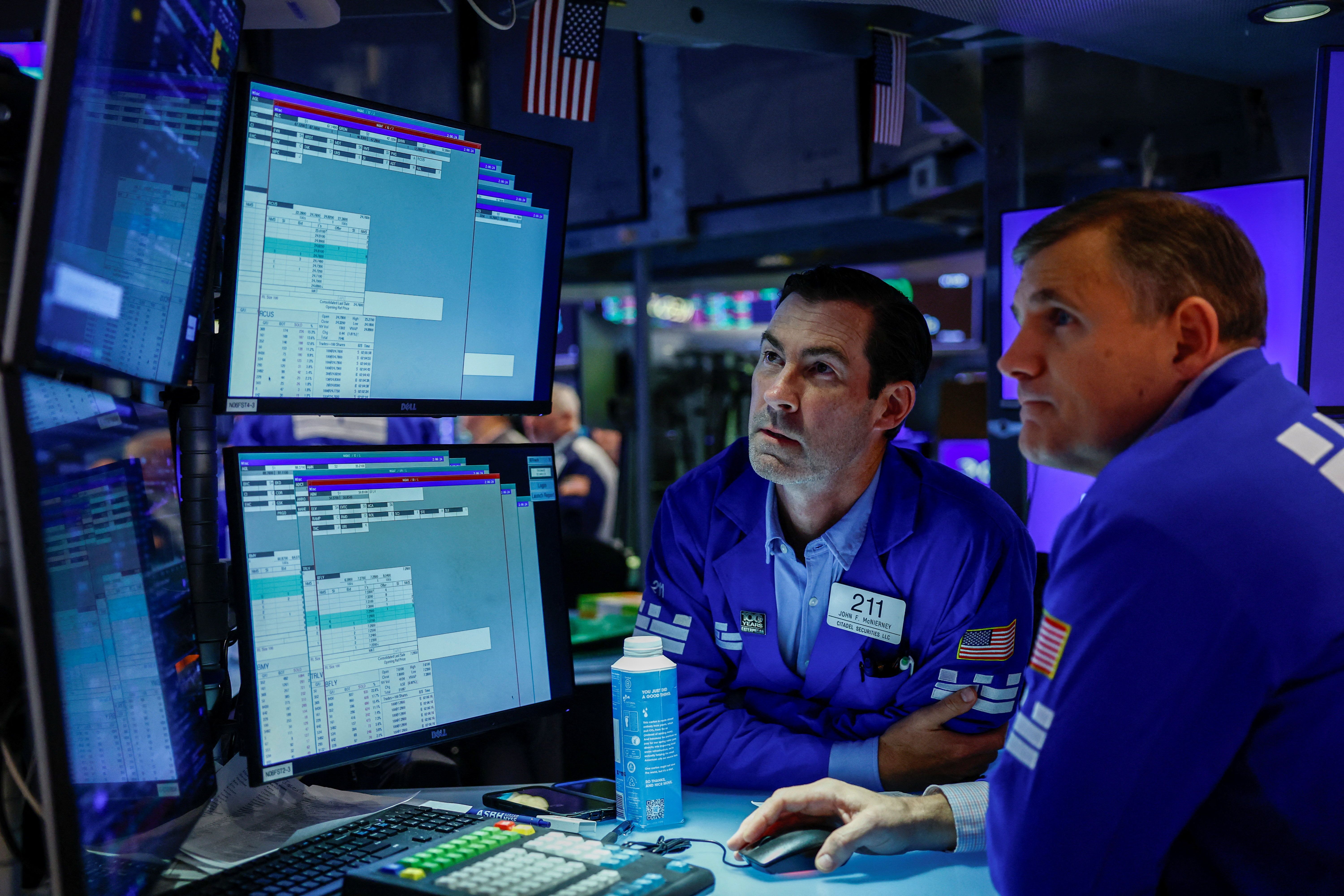 Traders at the NYSE