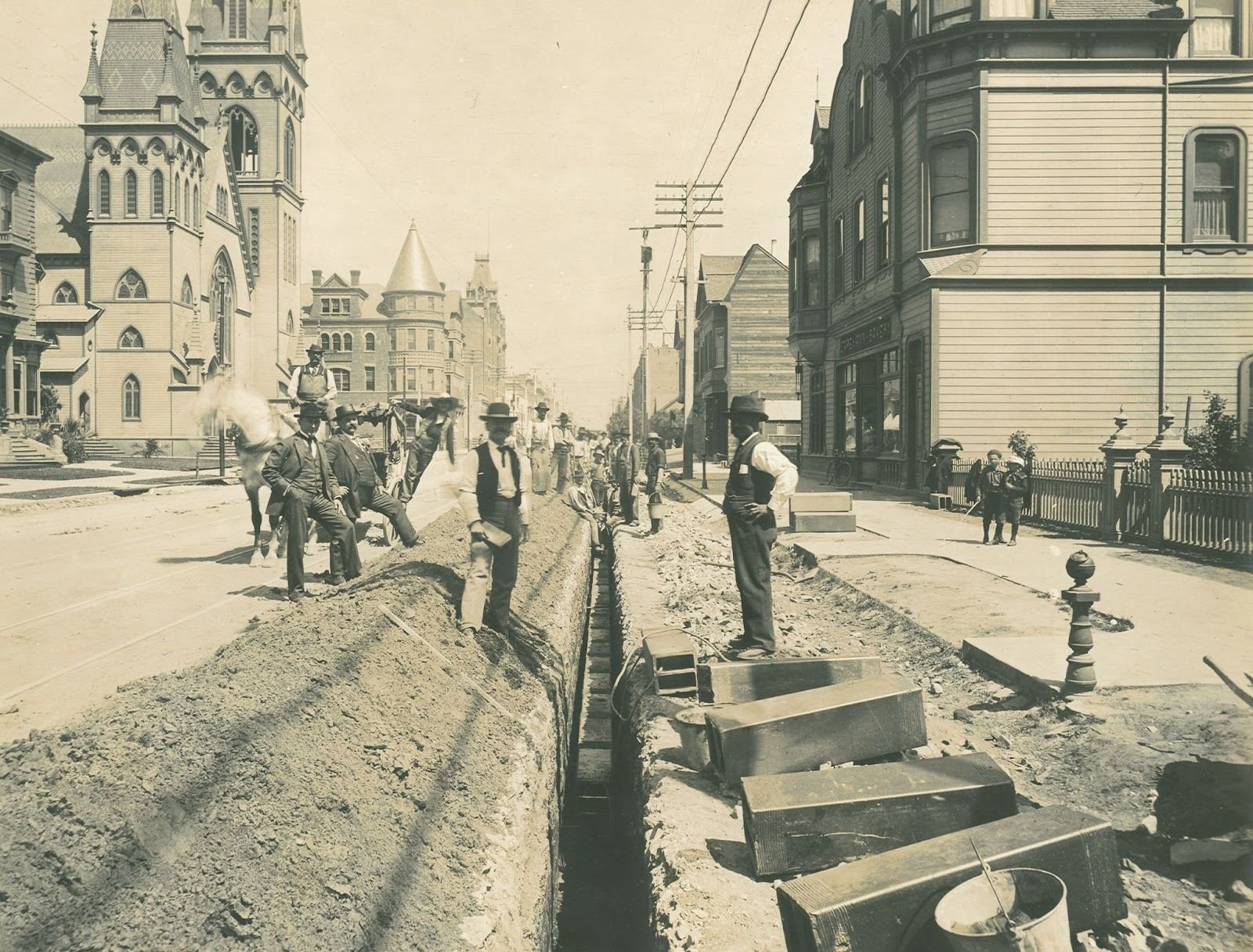 Underground cable construction in Oakland, California in 1899. 