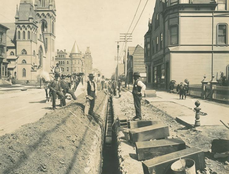Underground cable construction in Oakland, California in 1899.