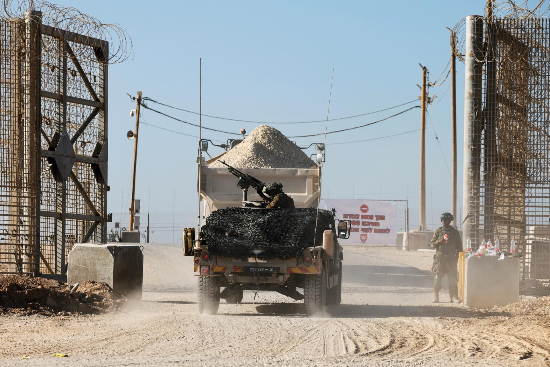 Border crossing between Israel and Gaza