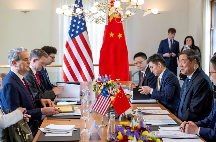 Bilateral meeting between US and China.