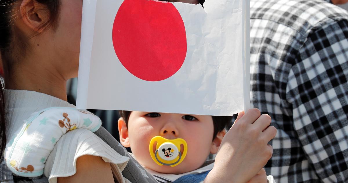 Japan’s birthrate falls to historic lows