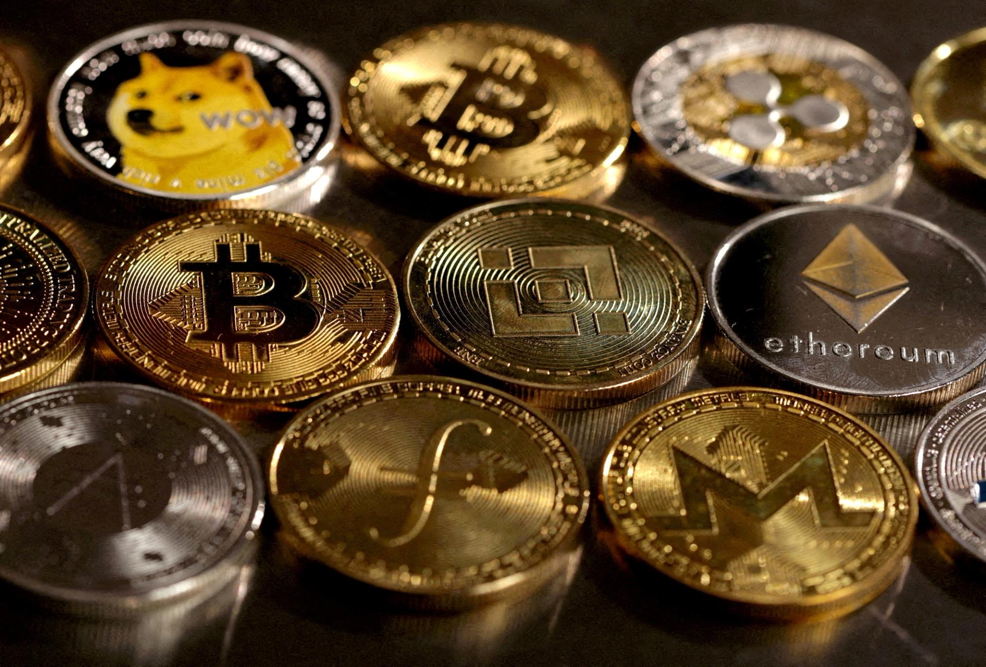 Different cryptocurrencies