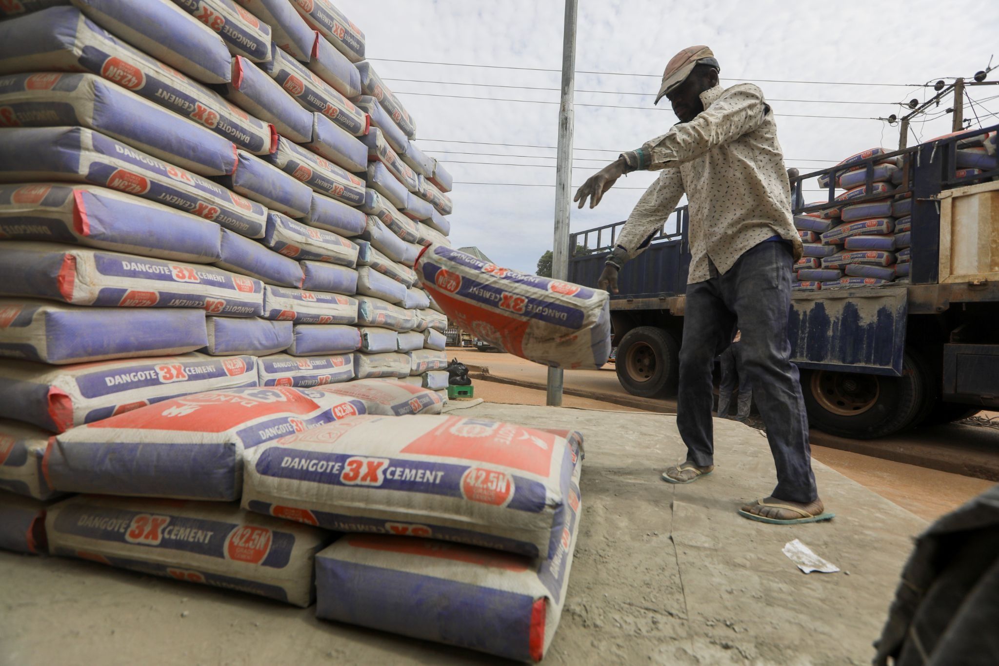 Dangote Cement eyes London listing - Semafor