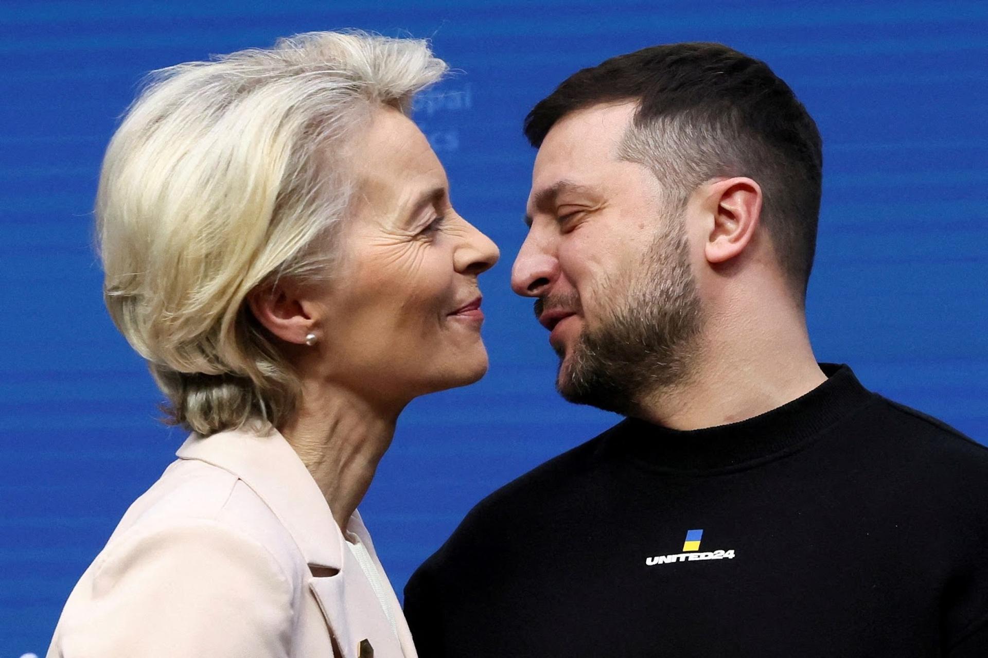 Ursula Von Der Leyen and Volodomyr Zelenskyy