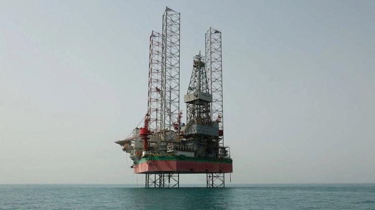 A jack-up drilling rig, used by Kuwait Oil Company (KOC) in its offshore exploration operations stands in Kuwaiti territorial waters.