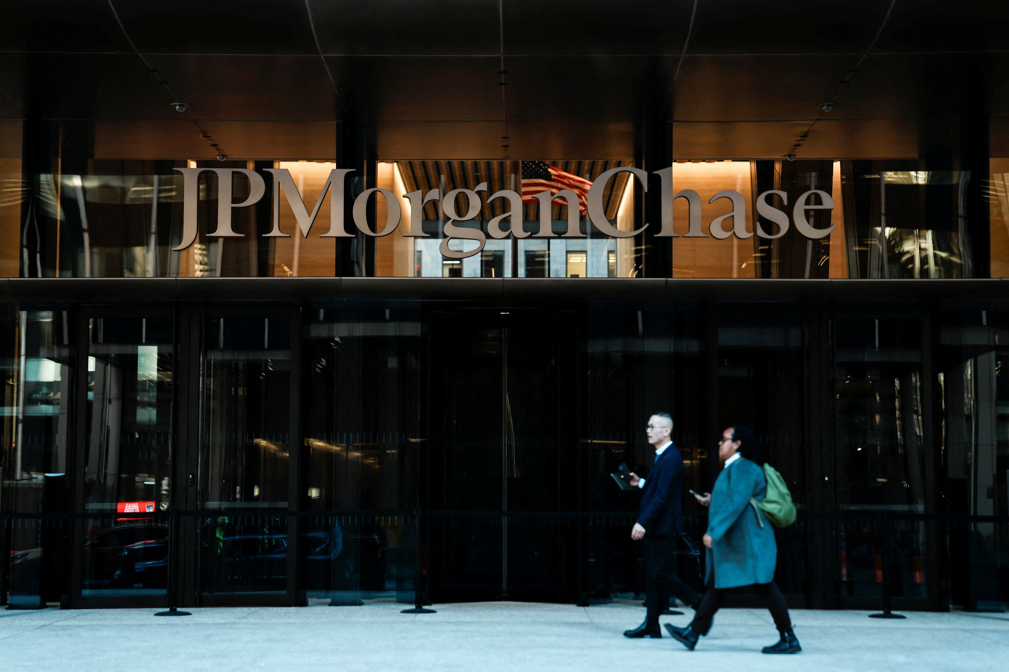 JPMorgan chase office exterior