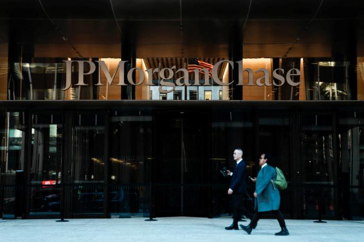 JPMorgan chase office exterior