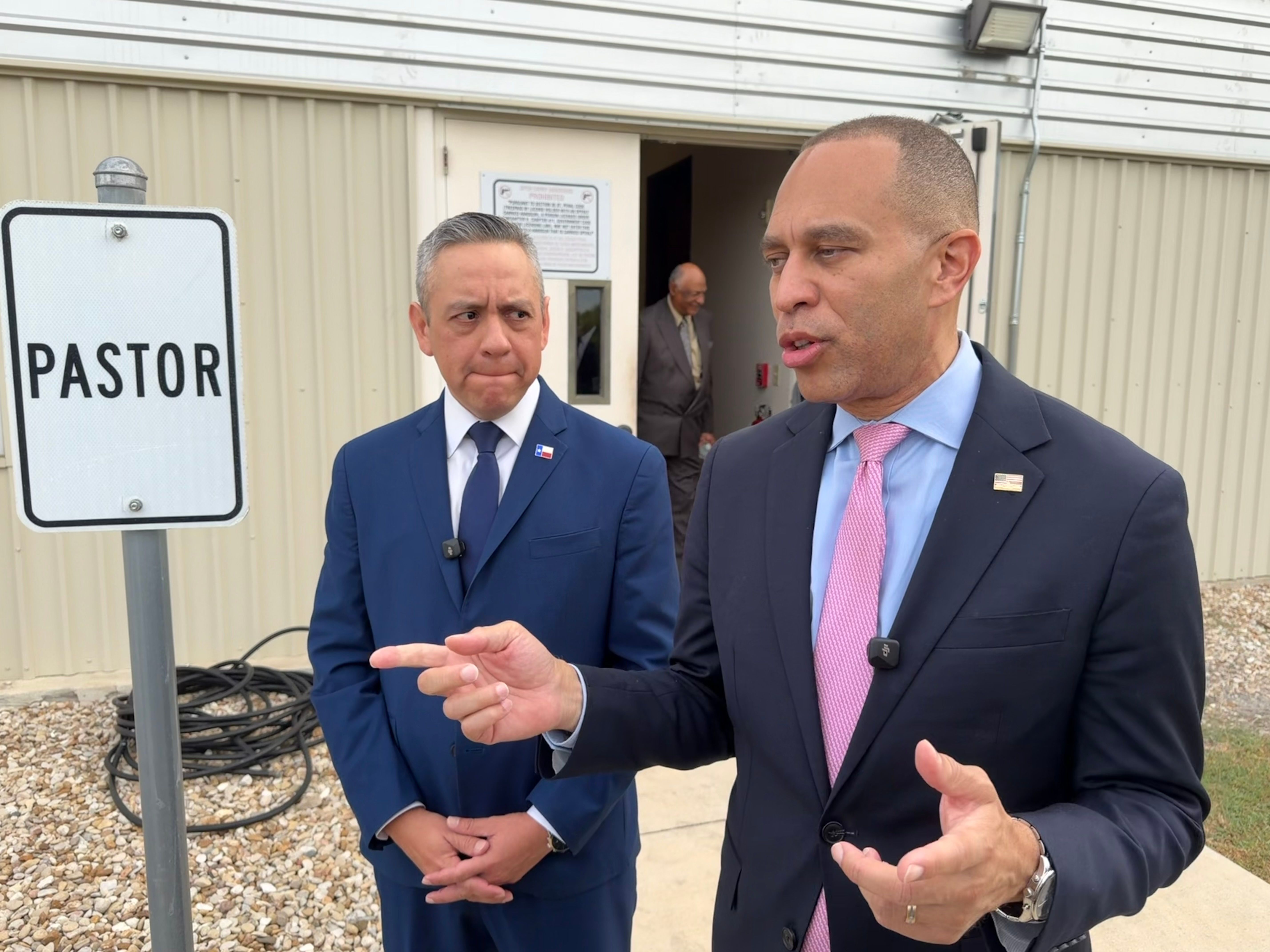 Why Jeffries and other top Democrats are heading to red states
