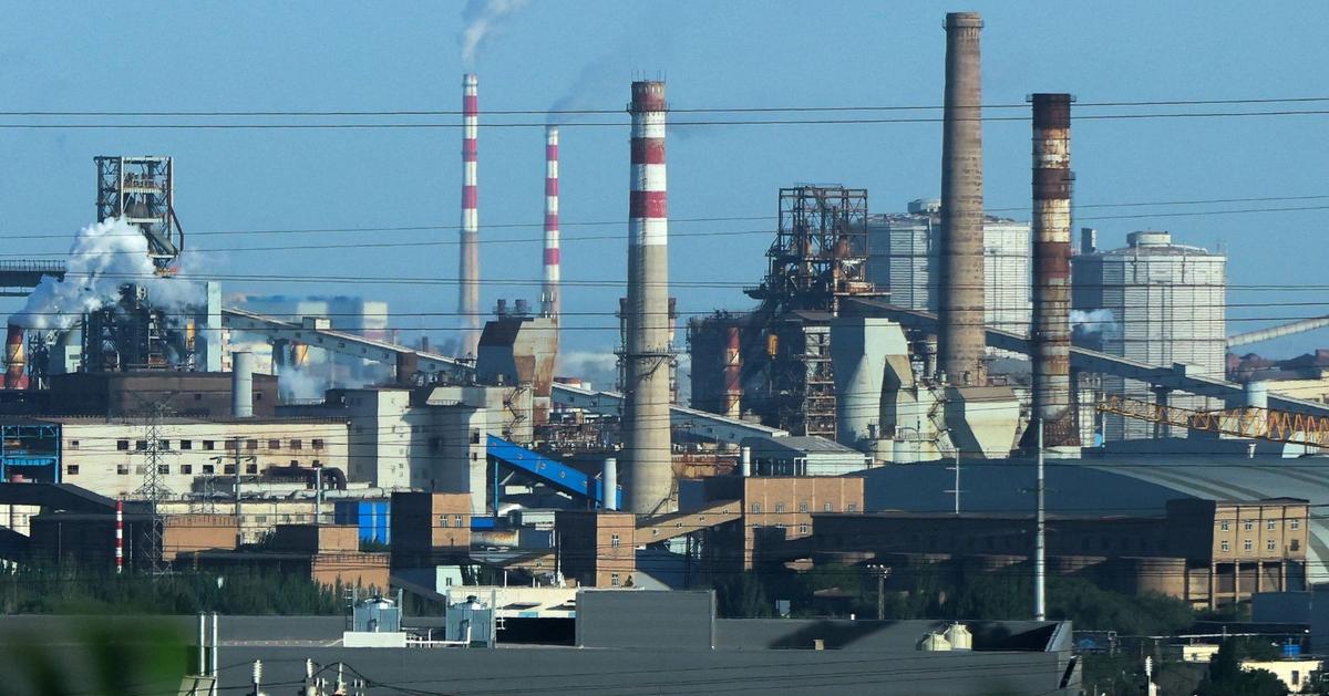 China faces major emissions dilemma in steel sector