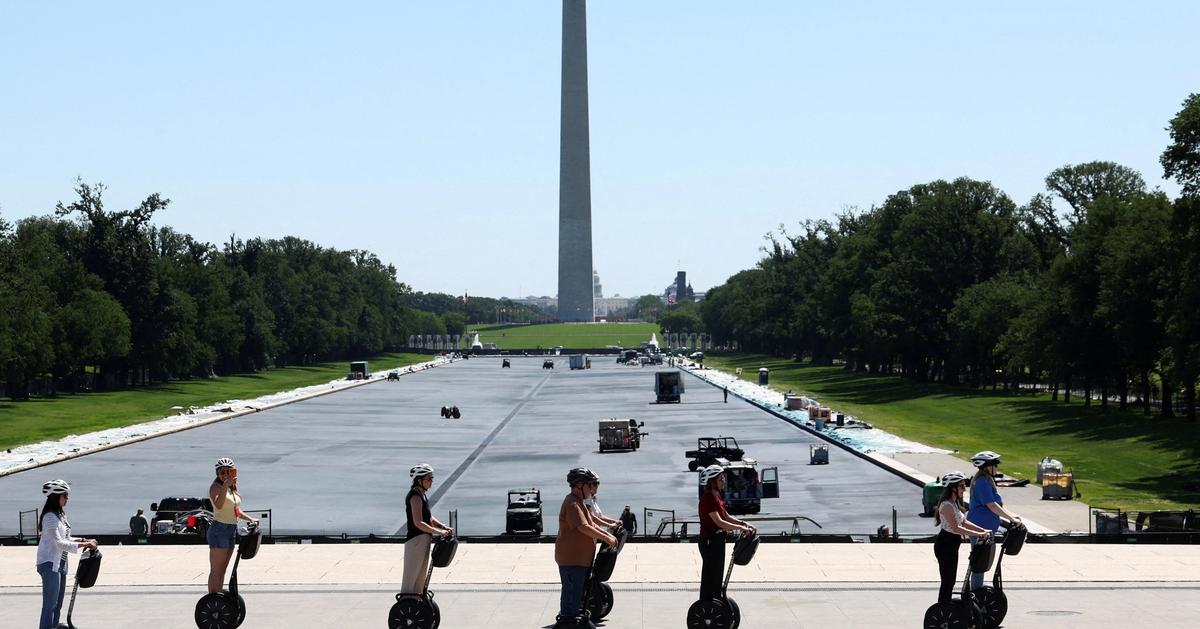 Decline in tourism hits US economy - Semafor