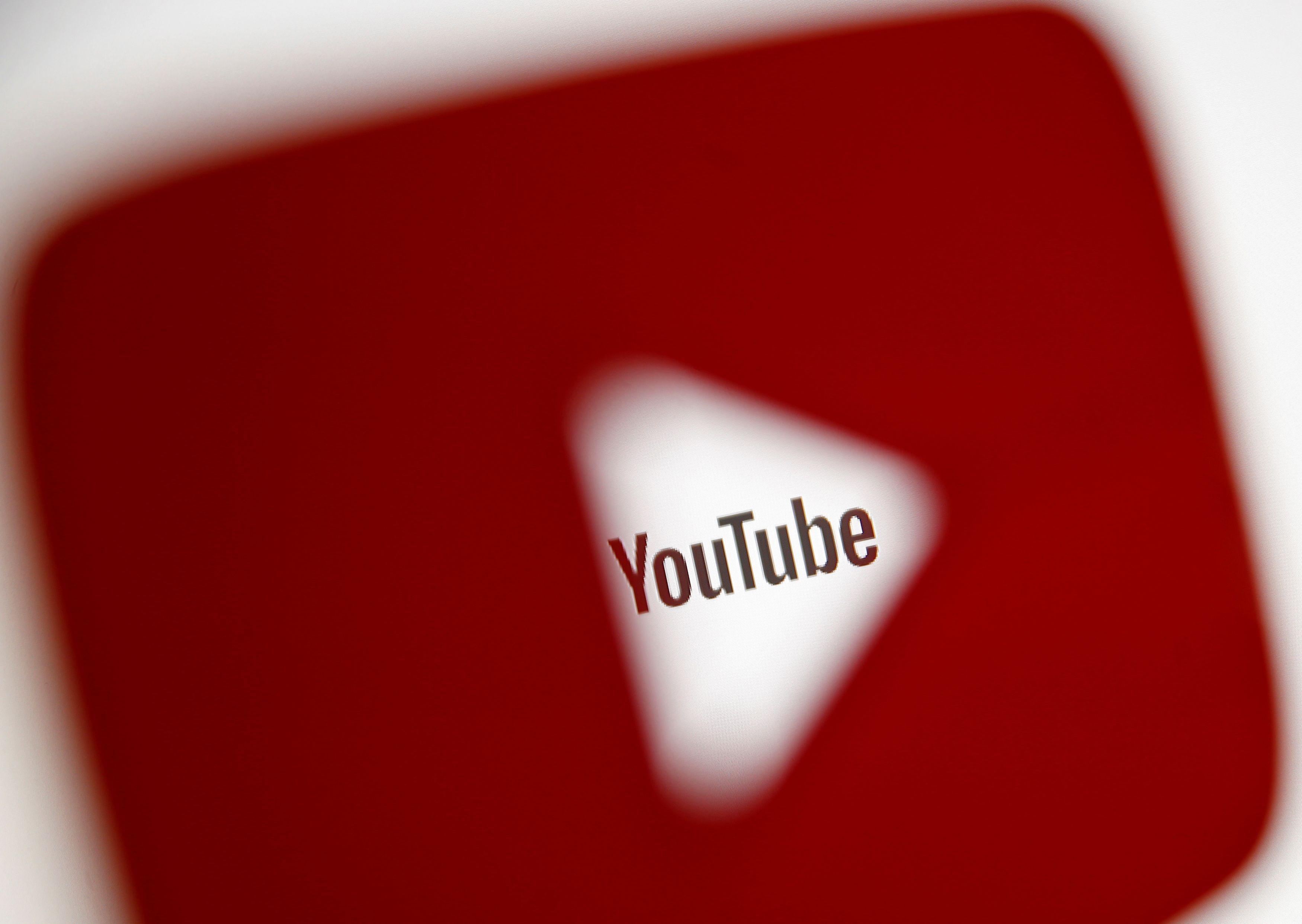 YouTube 