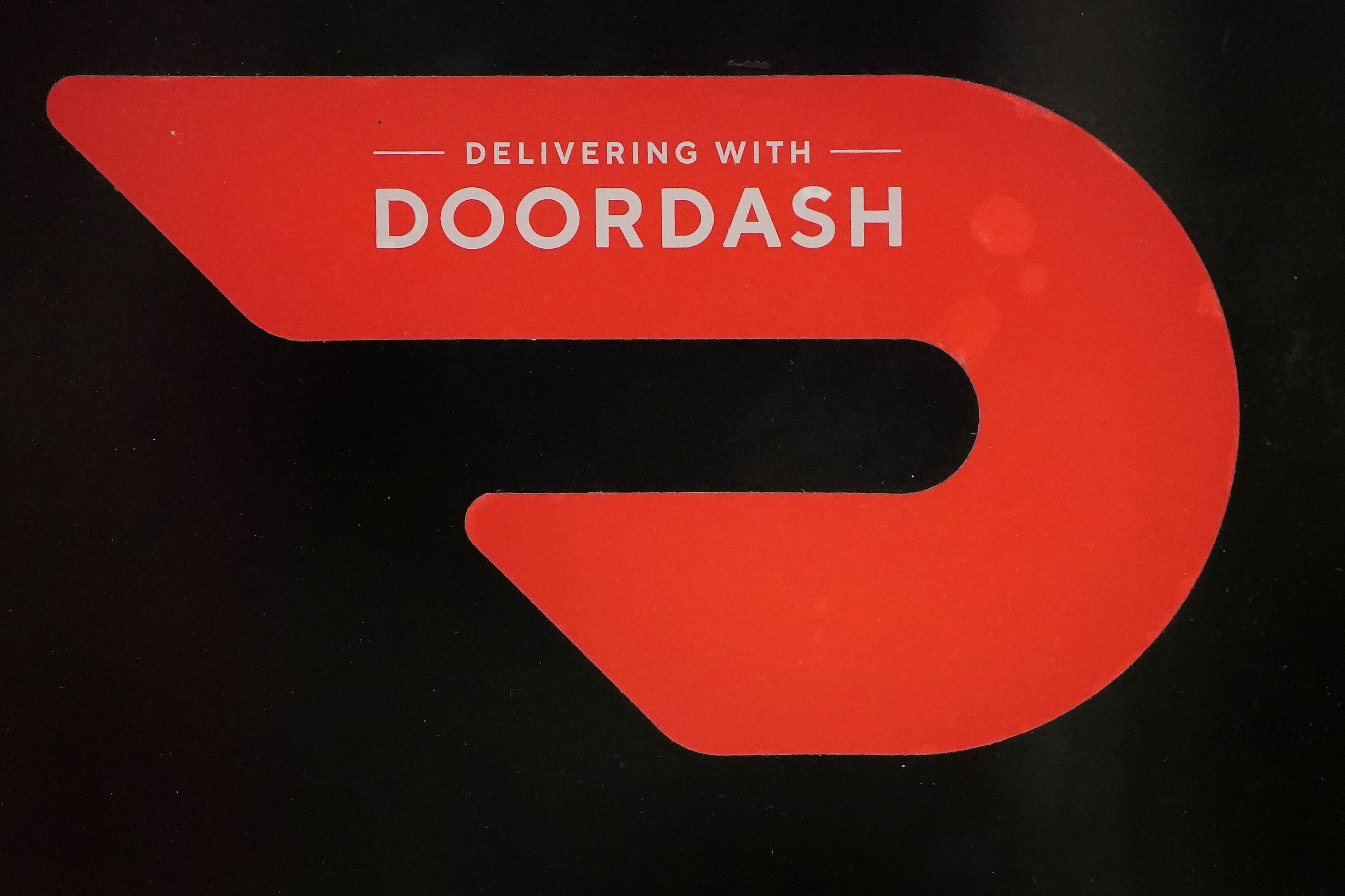 DoorDash logo