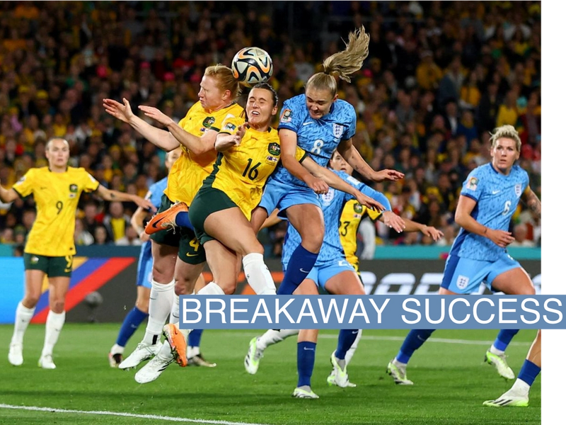 August 16, 2023 England's Georgia Stanway in action with Australia's Hayley Raso and Clare Polkinghorne REUTERS/Hannah Mckay