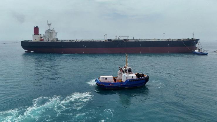 A ship on the Hormuz strait.
