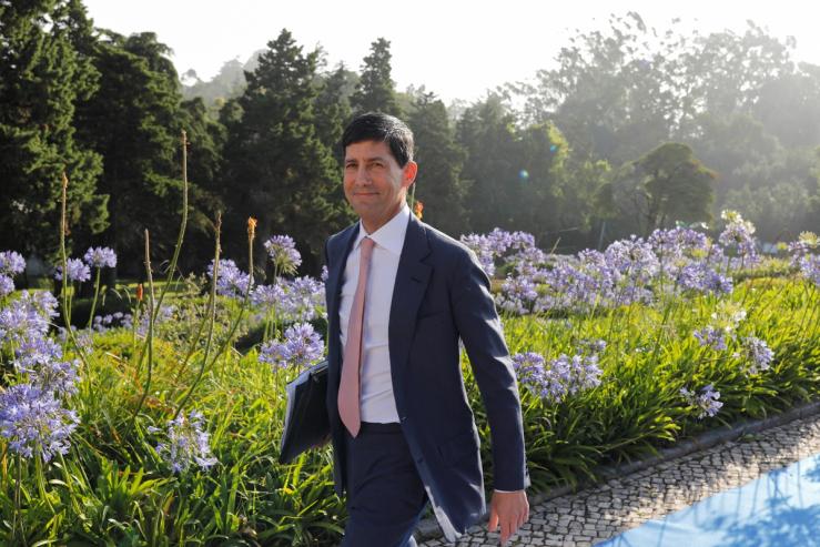 Kevin Warsh.