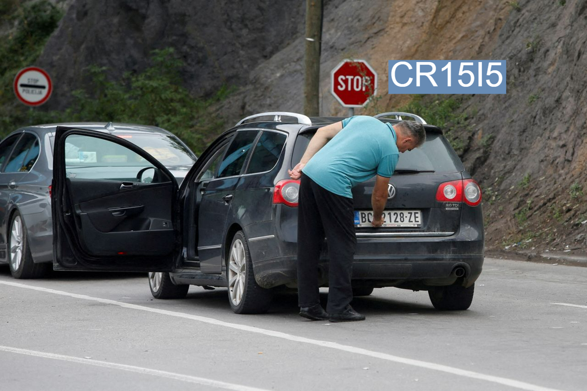 Serbia Kosovo border crossing