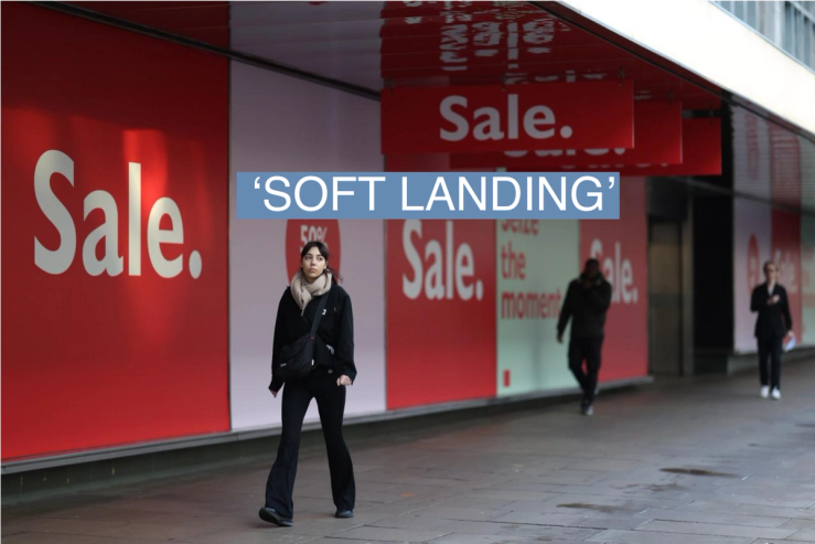 Shoppers walk along Oxford Street on Jan. 2, 2023 in London, England