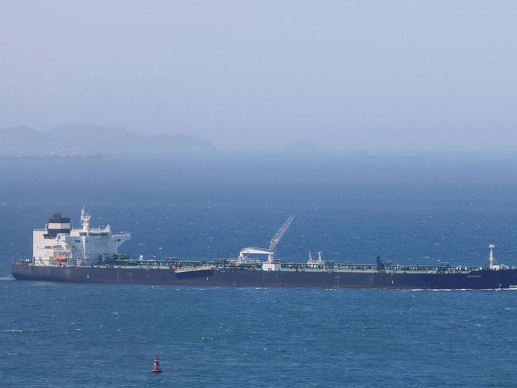 An oil tanker