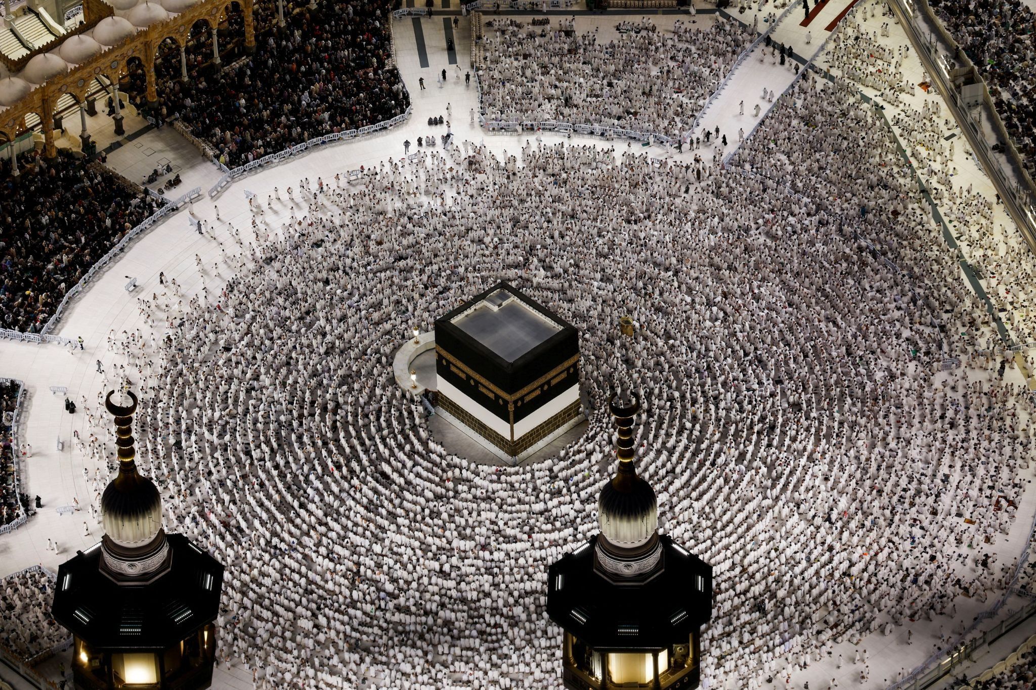 ilgrims pray in front of Kaaba on the day they perform Tawaf at the Grand Mosque.